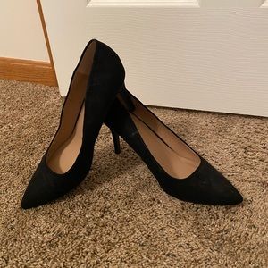Little black pair of heels